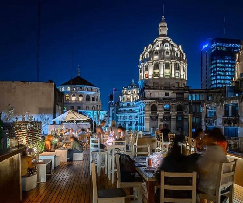 Bares em Rooftop: O Cenário Ideal para um Primeiro Encontro Bar de azote argentina
